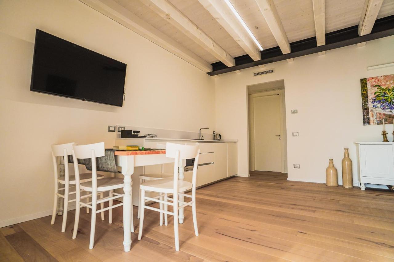 Casa Olivi Apartments Bardolino Bagian luar foto